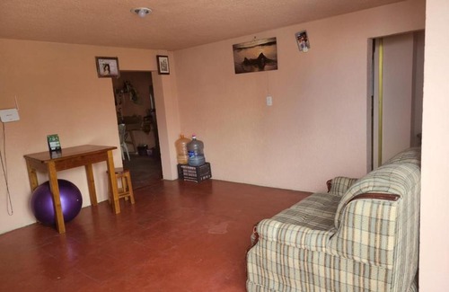 Teziutlan Bed & Breakfast | Cálida habitación en casa hogareña. Ambiente familiar.