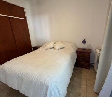 La Plata Apartment | Cálido y luminoso departamento