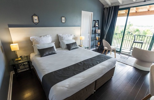 Tonneins Hotel | Côté Garonne-Le balcon des dames