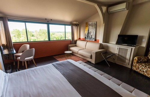 Tonneins Hotel | Côté Garonne-Le balcon des dames