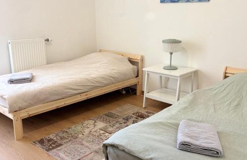 Parilly Apartment | Côté Parc - appt entier neuf, parking et métro à Lyon, idéal pro en mobilité , bail mobilité