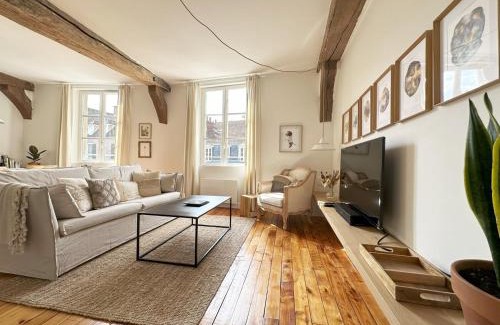 Chartres Apartment | Cœur Cathédrale - Charme et vue fantastique