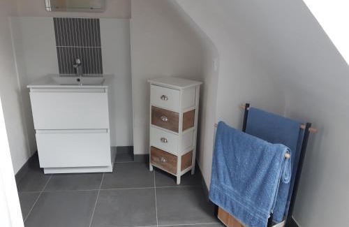 Saint-Meen-le-Grand Bed & Breakfast | Cœur de ville, chambre confortable à louer en Bretagne
