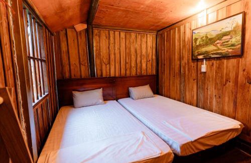 Trung Khanh House | Cốm Homestay Bản Giốc
