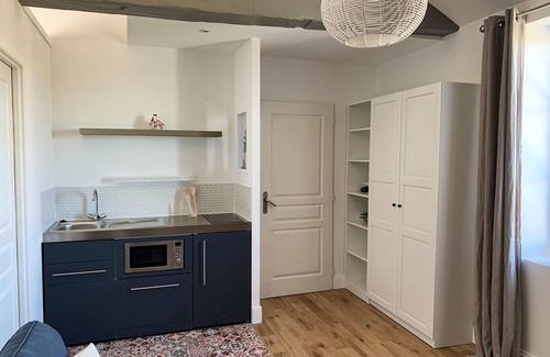 Chaillevette Apartment | C - Charming guest apartment for 2/3 p., Swimming pool, near Royan