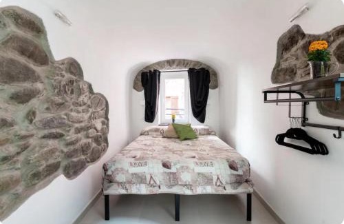 Isolabona Apartment | C'era una volta (suite)
