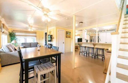 Grand Isle House | C'est Bon Across from UTV Entry Point! Sleeps 13!