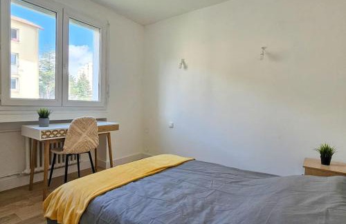 Villeboeuf - Fauriel - Vivaraize Apartment | C'est chez Maurice! 4 ch WIFI balcon parking free