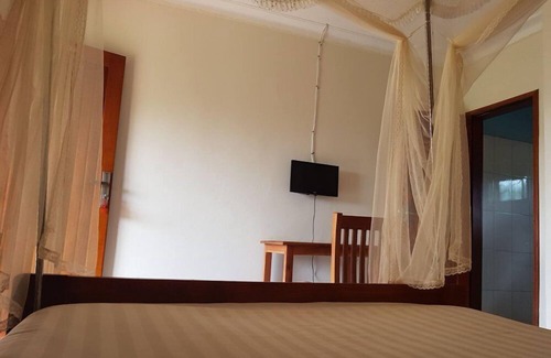 Hoima House | C & G Heritage Cottage