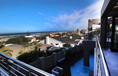 Melkbosstrand Bed & Breakfast | C' la Vie Luxury Accommodation