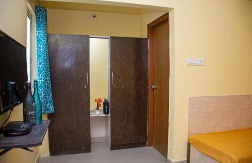 5th Block Hotel | C Suites - Springfield