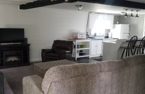 Big Lake House | C&T Cozy Big Lake Property