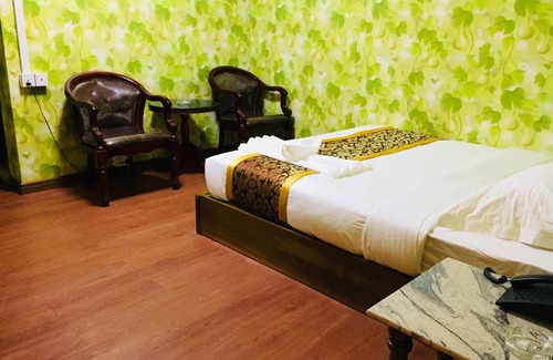 Tamwe Township Hotel | C & Y Hotel