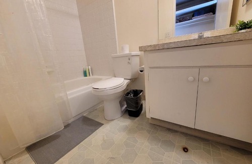 Pico - Robertson Hotel | (C19) LA/Beverly Hills Hotel Style Suite