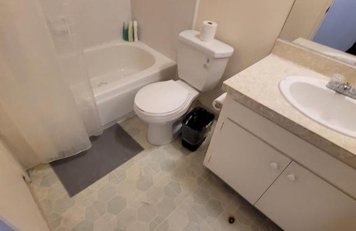 Pico - Robertson Hotel | (C19) LA/Beverly Hills Hotel Style Suite