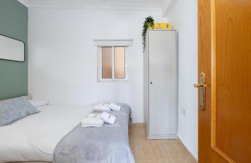 El Ejido Apartment | C27 Great 3 Bedroom Apt Close to Center