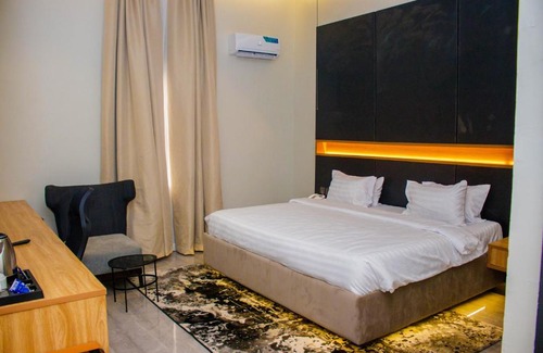 Enugu Apartment | C33 Apartment and Suites