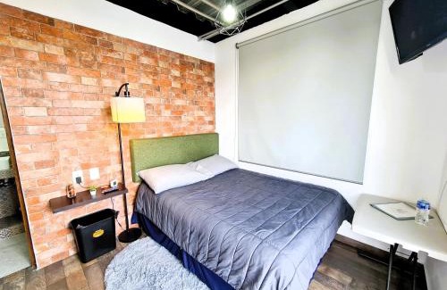 Ciudad Lopez Mateos House | C46-R07 STUDIOS at ITESM CEM Families Tourists & Travelers Choice Foreign Students Companies Executives WELCOME! 10min Izcalli-15min Esmeralda-20min Sátelite-25min AIFA