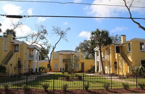 Downtown Historic District Apartment | C8, Perfect location, historic downtown, balcony, near beaches, FREE parking!