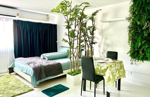 Ban Mai Apartment | C9 Popula Condo by Prathomlerk