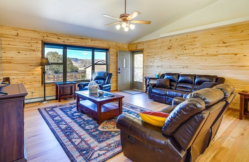 Canon City House | Cañon City Vacation Rental w/ Stunning Views!