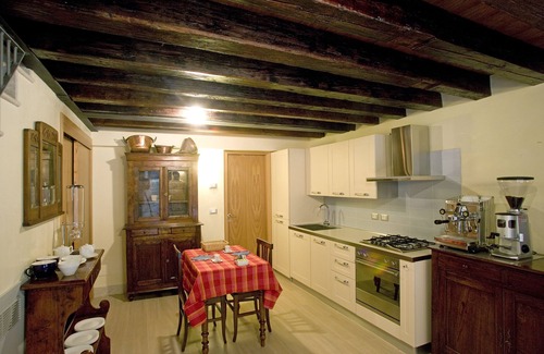 San Polo Bed & Breakfast | Ca 'Barba B & B a place to stay