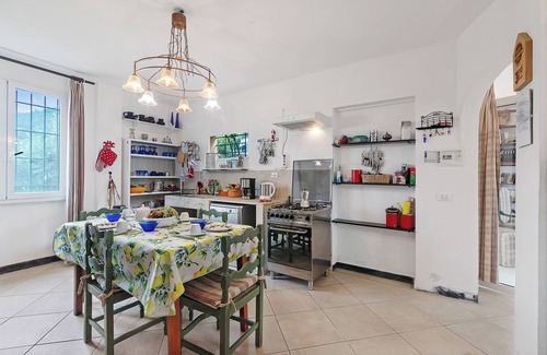 Stellanello House | Ca D'artista For Nature Lovers, Stellanello, Italy