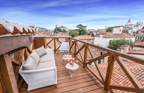 Dorsoduro Apartment | Ca' Dell'Opera Terrace