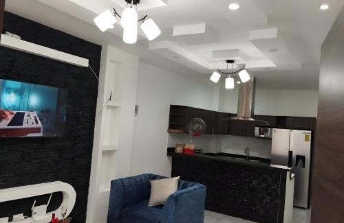 Santo Domingo de los Colorados House | Casa cerca del Terminal de SANTO DOMINGO