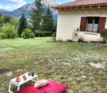 Saldes House | CA L'ANELLA (SALDES)
