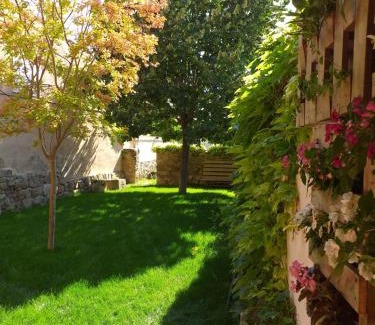 Sarroca de Lleida House | CA L'AVIADOR