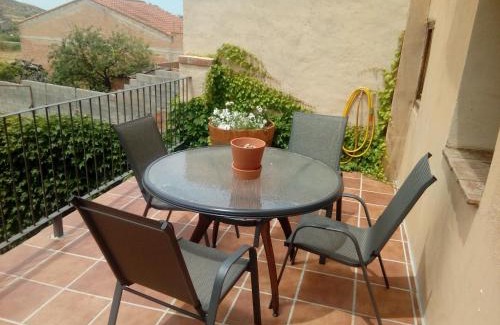 Sarroca de Lleida House | CA L'AVIADOR