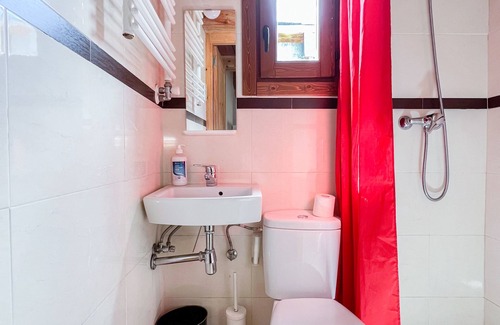 Esterri D'Aneu House | Ca La Rougvie