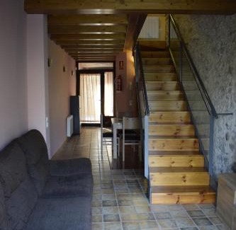 Sant Feliu de Pallerols Apartment | Ca La Tambona