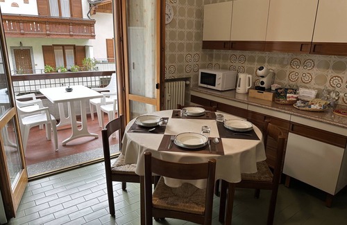 Madonna di Tirano Apartment | Ca’ Le Betulle – Spacious apartment 7 minutes from the Bernina Express