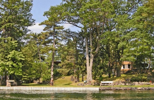 Leeds and the Thousand Islands Cottage | Island Paradise at Totem Point on Tar Island in the 1000 Islands