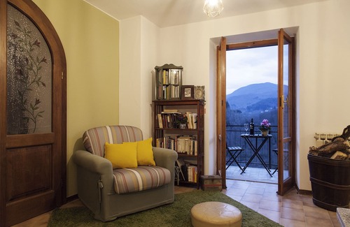 Casola in Lunigiana Bed & Breakfast | Ca'Luni