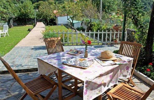 Pugliola House | 'Cà Mary serenity just steps from the sea, comfortable house with garden !