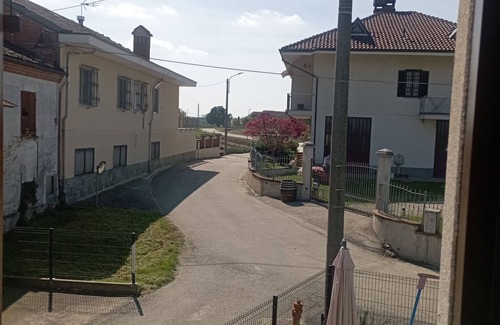 Cisterna d'Asti Apartment | Cà Mia, cozy apartment in the heart of the Roero 20 minutes from Alba.
