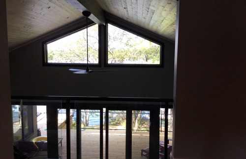 Apsley Cottage | Four season cottage/home on Wolf Lake in the Kawartha Highlands