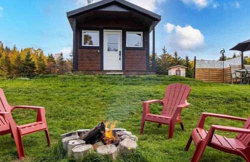 Notre-Dame-Auxiliatrice-de-Buckland Cabin | Domaine Beausite à louer pour groupes familiaux, corporatifs ou événementiels!