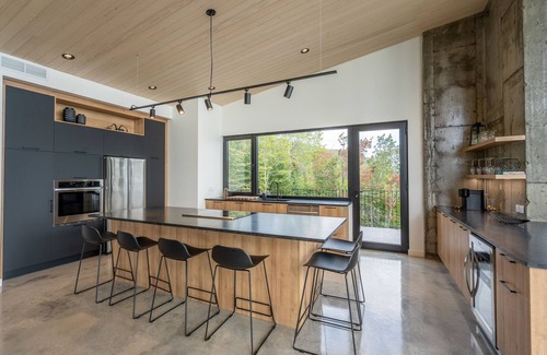 Petite-Riviere-Saint-Francois Ski Chalet | Onyxsurlefleuve - Luxury chalet