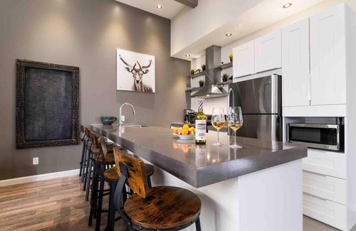 Petite-Riviere-Saint-Francois Ski Chalet | Chalet Bleu 6 | Summer Retreat with Scenic Views