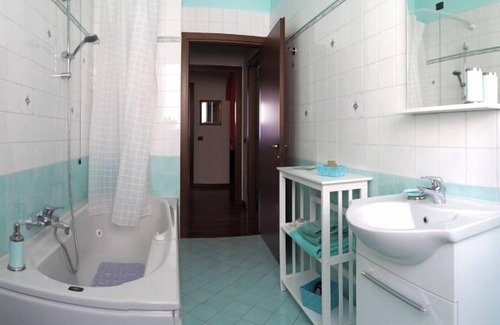 Gurone Bed & Breakfast | Ca' Rosa Bed & Breakfast