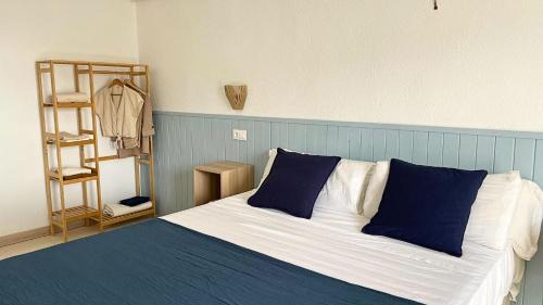 Peguera House | Ca sa Madona Hostal