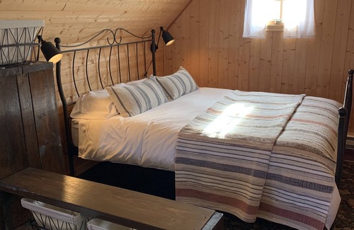 St-Francois-de-l'Ile-d'Orleans Cottage | Lovely and Cozy 1 bedroom guest house on Ile D’orleans
