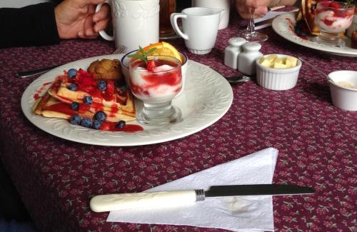 Saint-Laurent-de-l'ile d'Orleans Hotel | Auberge Les Blancs Moutons