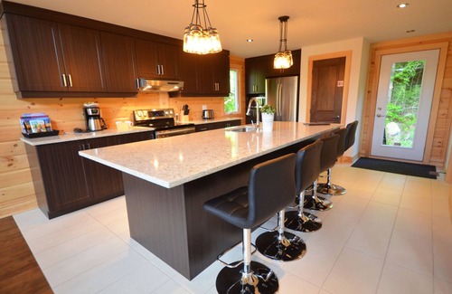 Sainte-Marguerite-du-Lac-Masson Ski Chalet | Chalets Mistral - Lac Walfred
