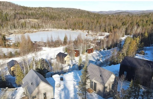 Sainte-Marguerite-du-Lac-Masson Cabin | Vrbo Property