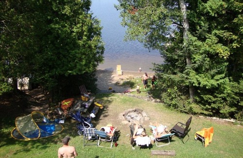 Farleys Corners House | Executive Lakefront Home - NEW - 6P HOT TUB coming Sept 2025